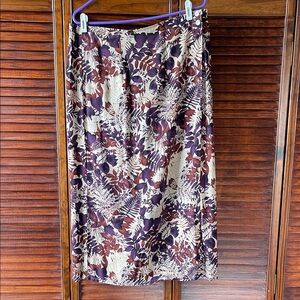 Womens mid length skirt, VGU, purple, burgundy, tan, very pretty
